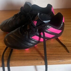 Kids 11c my daughter is 6 years old she wore for 20 minutes